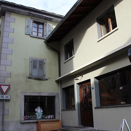 B&B La Baraque Le Châble 外观 照片